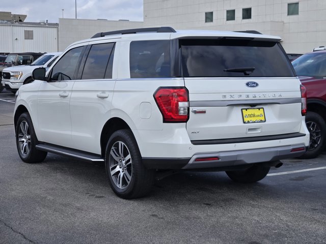 Certified 2022 Ford Expedition XLT image 5