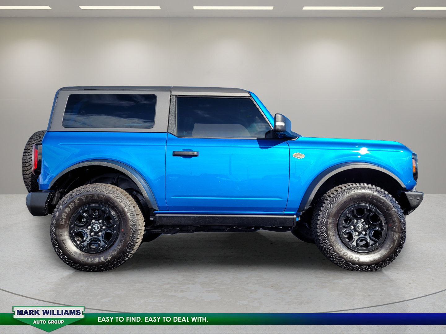 Certified 2023 Ford Bronco Wildtrak AWD/4WD image 2