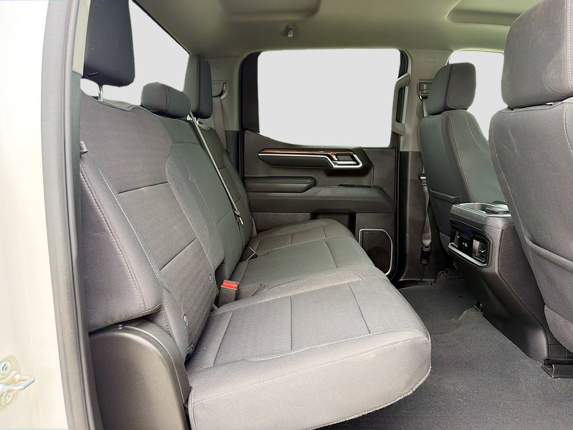 Used 2025 Chevrolet Silverado 1500 LT AWD/4WD image 32