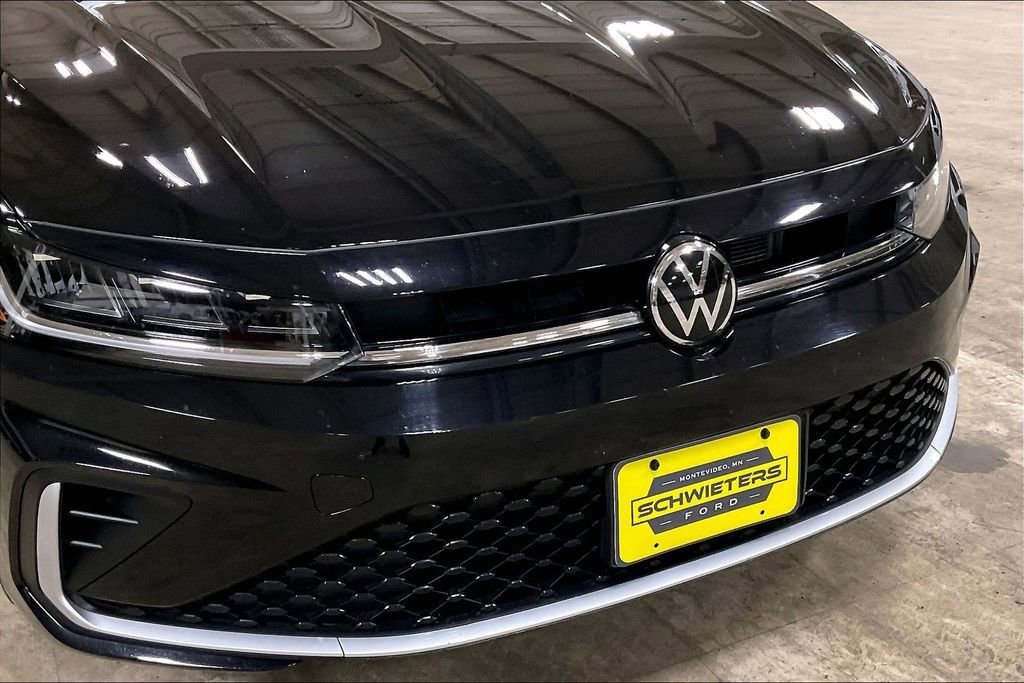 Used 2025 Volkswagen Jetta S FWD image 28