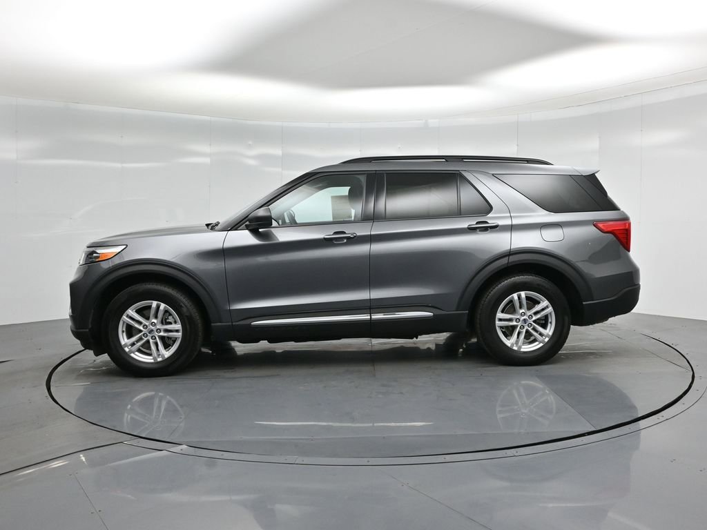 Certified 2023 Ford Explorer XLT w/ Equipment Group 202A image 32
