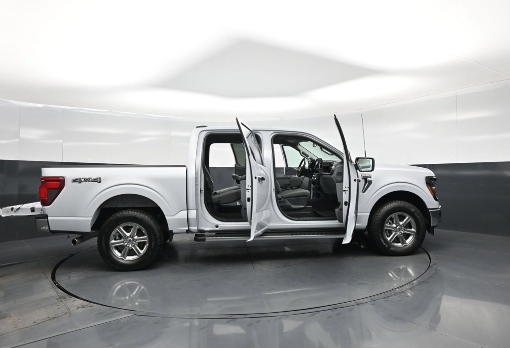 Certified 2025 Ford F150 XLT w/ Equipment Group 301A Standard AWD/4WD image 4