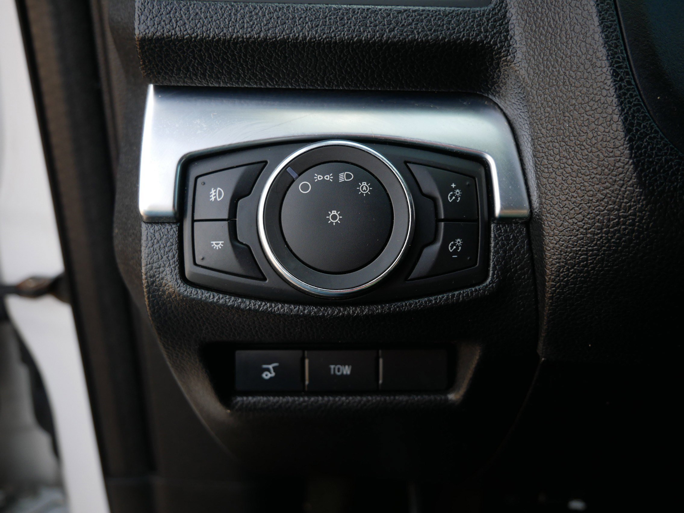 Certified 2017 Ford Explorer Sport w/ Equipment Group 401A image 27