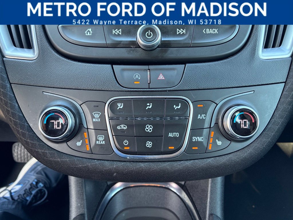 Used 2025 Chevrolet Malibu LT FWD image 19