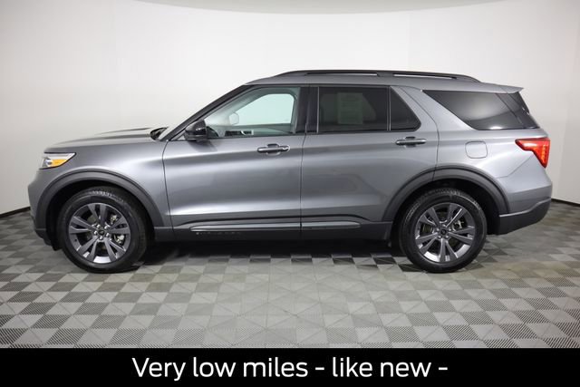Certified 2023 Ford Explorer XLT w/ Equipment Group 202A image 3