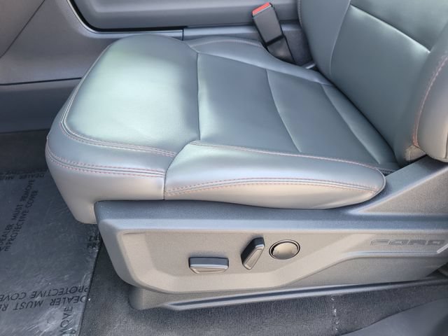 Certified 2025 Ford Expedition Active AWD/4WD image 21