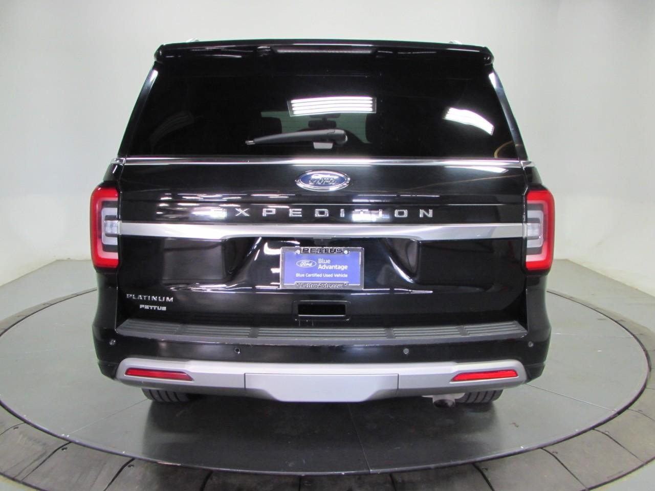 Certified 2024 Ford Expedition Platinum AWD/4WD image 6