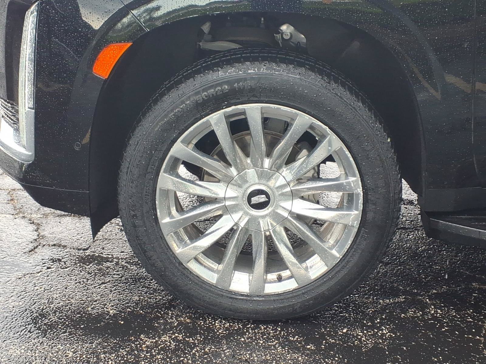 Used 2023 Cadillac Escalade Premium Luxury w/ LPO, Floor Liner Package AWD/4WD image 34