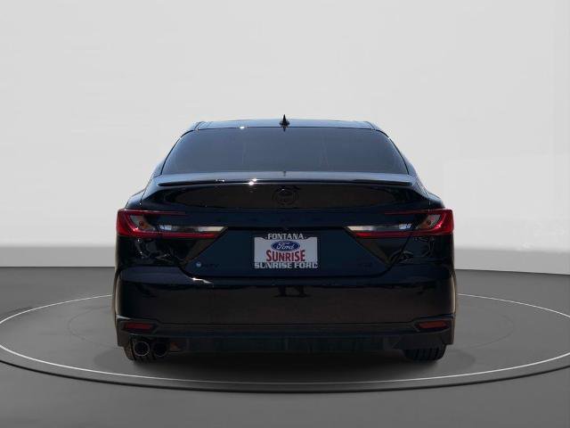 Used 2025 Toyota Camry SE w/ Convenience Package FWD image 6