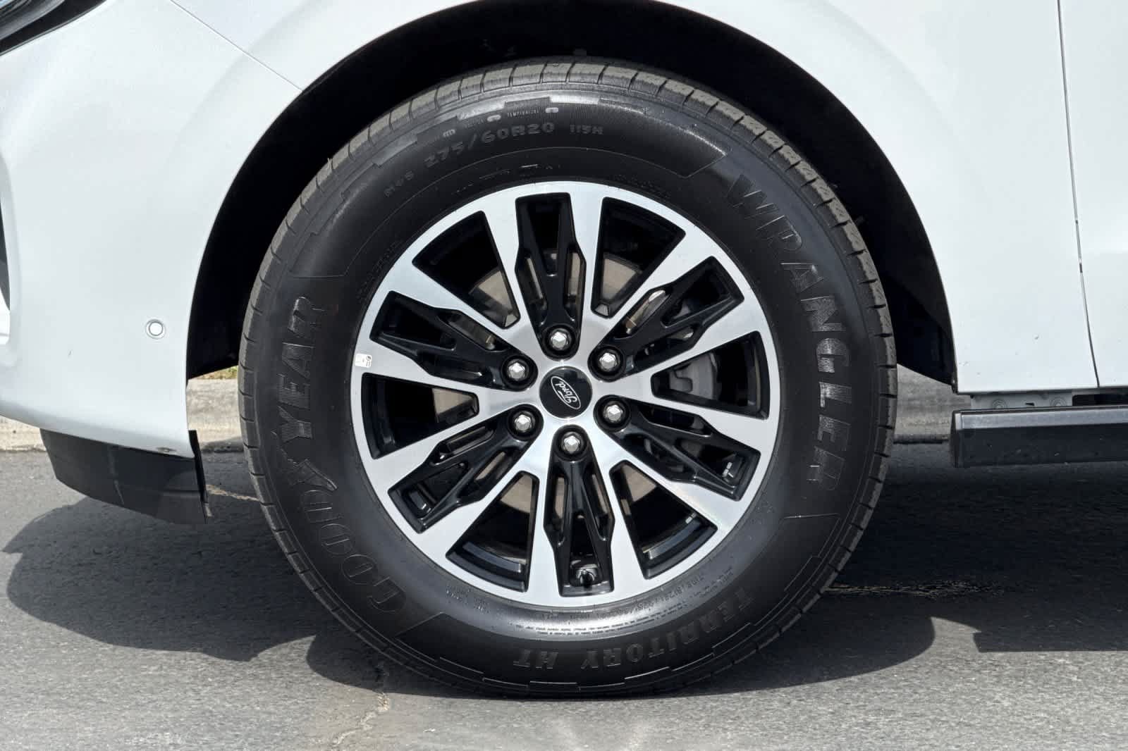 Certified 2025 Ford Expedition Max Platinum AWD/4WD image 27