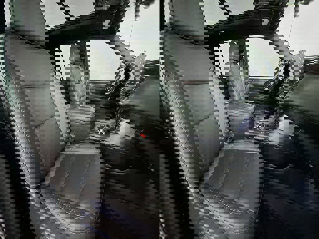 Used 2023 Chevrolet Tahoe Z71 image 15