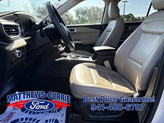 Certified 2022 Ford Explorer XLT w/ Equipment Group 202A RWD image 9
