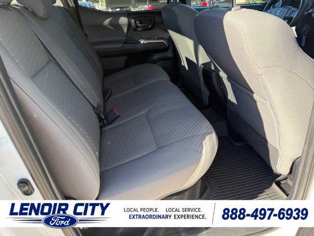 Used 2021 Toyota Tacoma SR5 AWD/4WD image 20