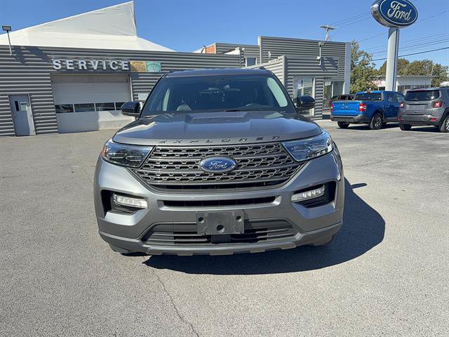 Certified 2023 Ford Explorer XLT w/ Equipment Group 202A AWD/4WD image 5