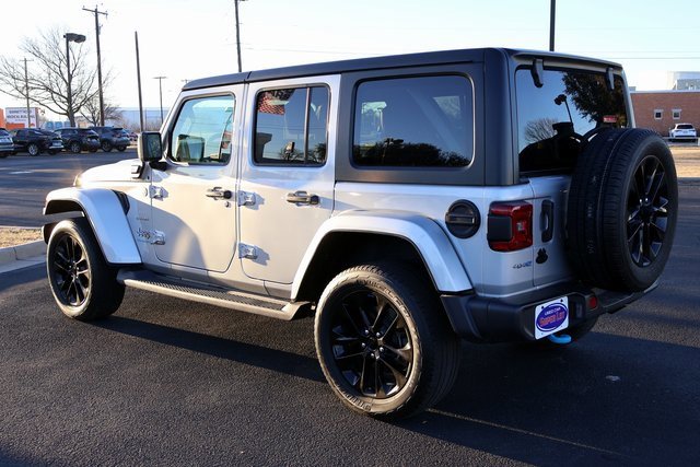 Used 2023 Jeep Wrangler Unlimited Sahara w/ Cold Weather Group image 19