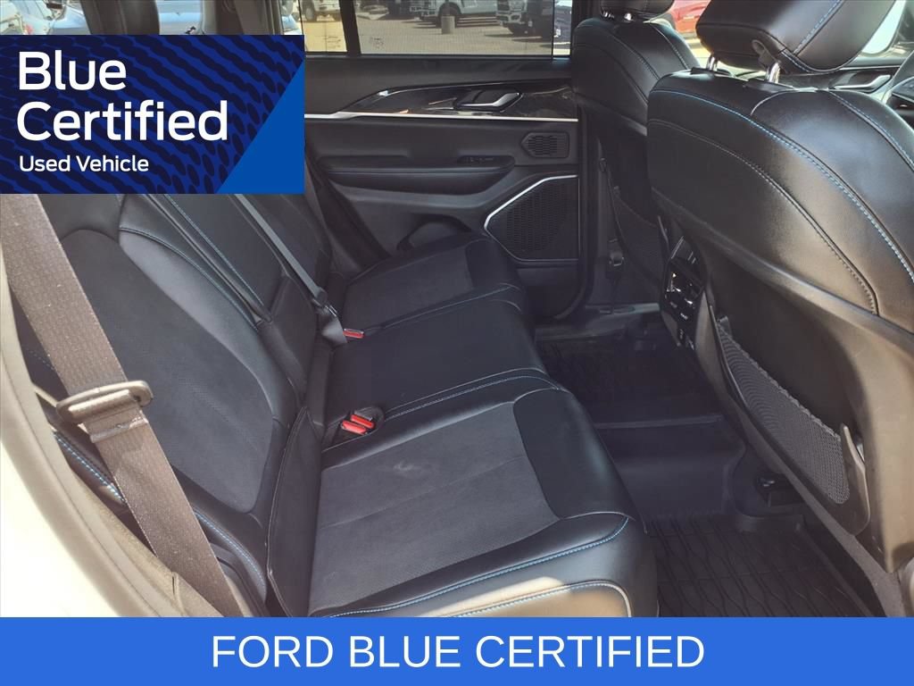 Used 2022 Jeep Grand Cherokee Trailhawk w/ Advanced Protech Group II AWD/4WD image 28