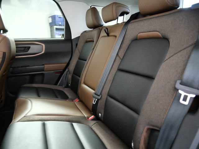Certified 2025 Ford Bronco Sport Outer Banks w/ Outer Banks Tech Package+ AWD/4WD image 15