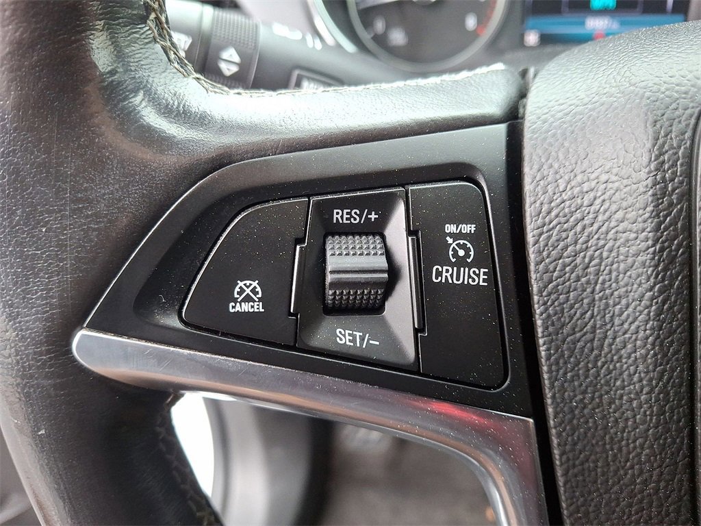 Used 2020 Buick Encore Essence image 22