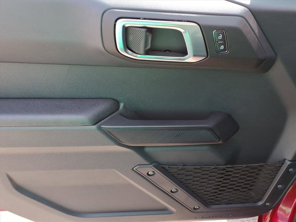 Certified 2025 Ford Bronco Big Bend image 9