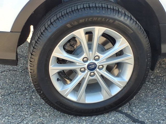 Certified 2019 Ford Escape SEL AWD/4WD image 17
