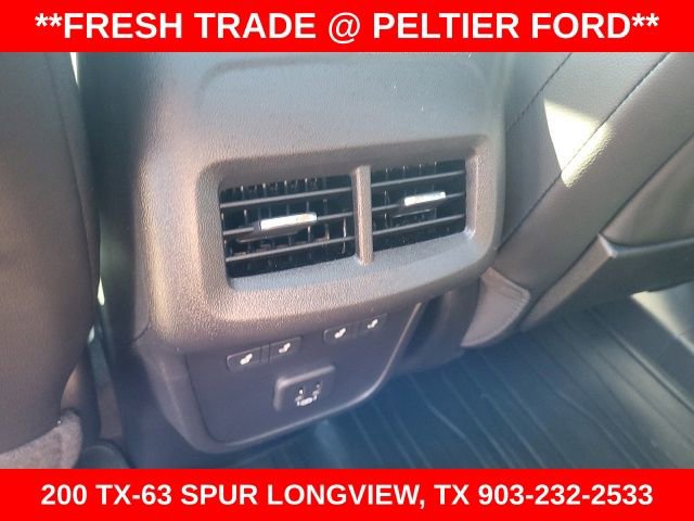 Used 2024 GMC Terrain Denali w/ Denali Premium Package image 9