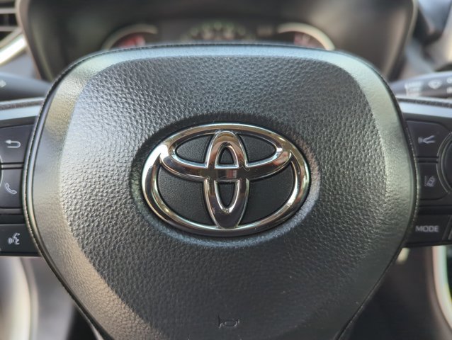 Used 2025 Toyota RAV4 LE image 23