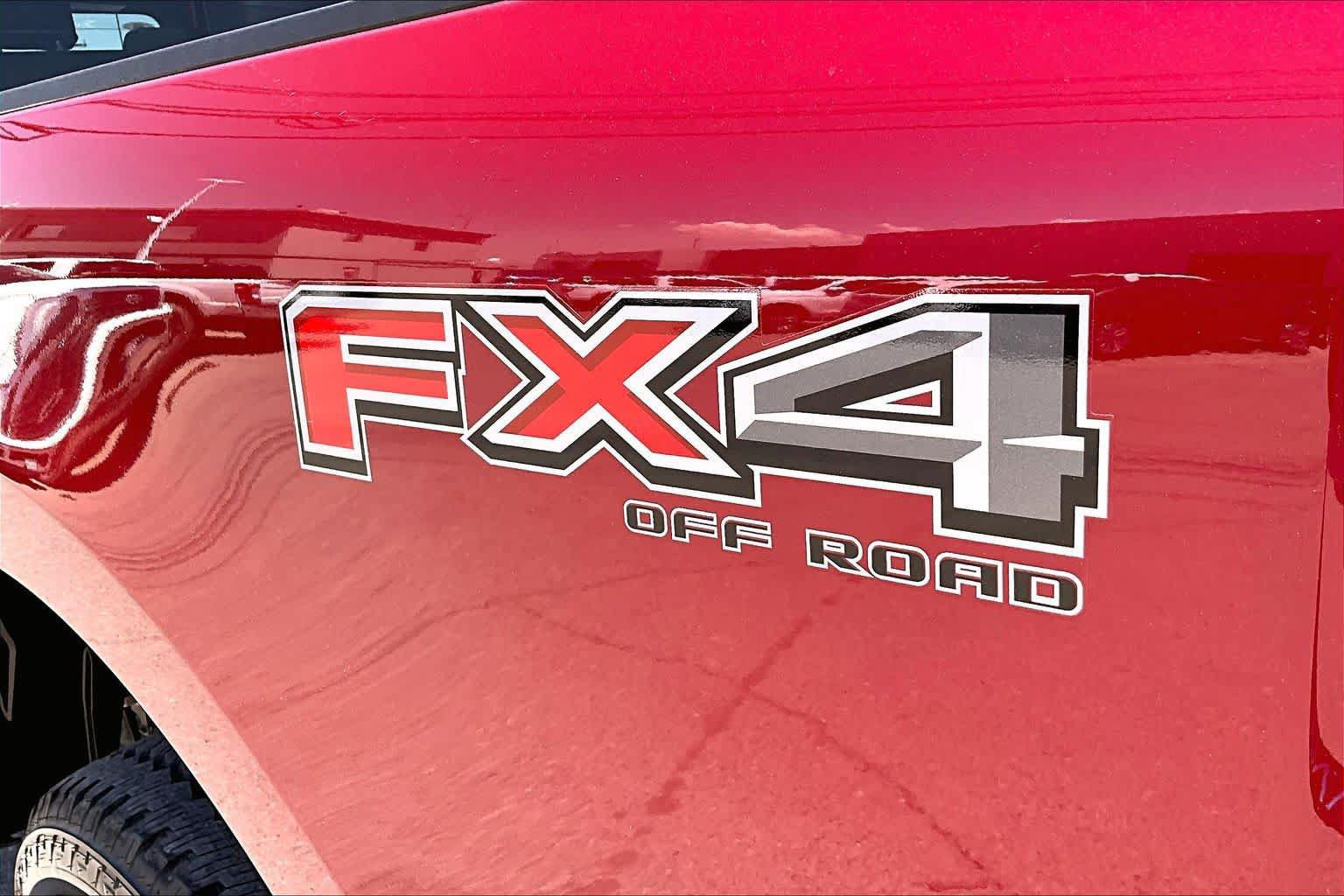 Certified 2024 Ford F250 King Ranch w/ FX4 Off-Road Package AWD/4WD image 30