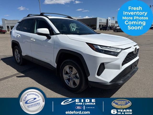 Used 2025 Toyota RAV4 XLE AWD/4WD image 1