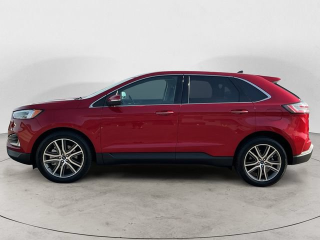 Certified 2022 Ford Edge Titanium w/ Equipment Group 301A AWD/4WD image 2