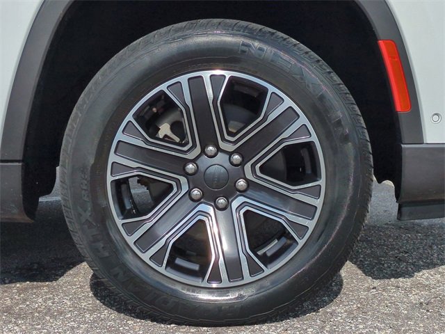 Used 2022 Jeep Wagoneer Series III image 11