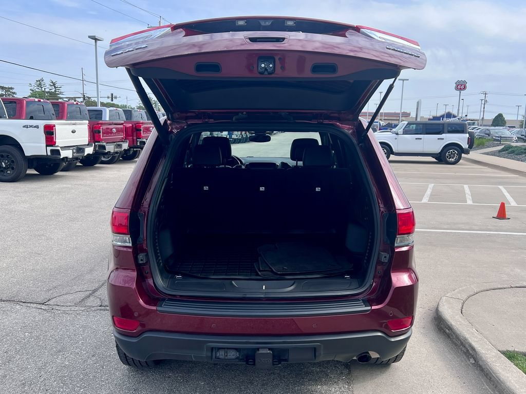 Used 2022 Jeep Grand Cherokee Laredo X AWD/4WD image 15