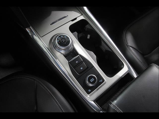 Certified 2023 Ford Explorer Limited w/ Equipment Group 301A AWD/4WD image 16