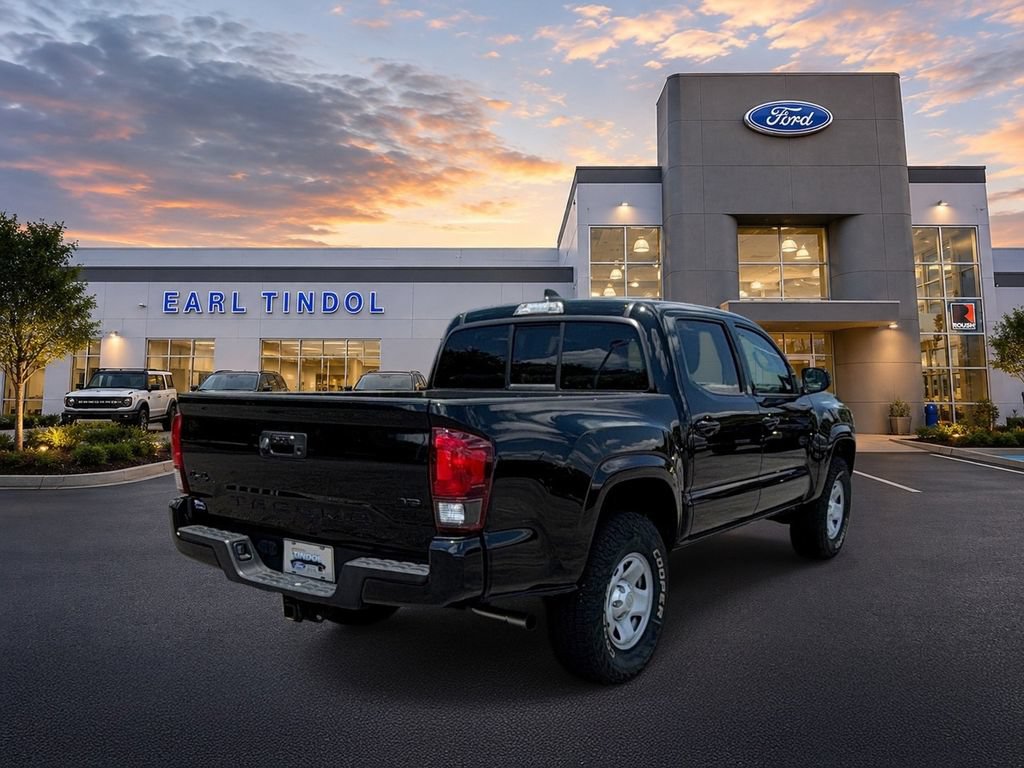 Used 2022 Toyota Tacoma SR AWD/4WD image 7