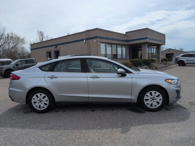 Certified 2020 Ford Fusion S FWD image 2