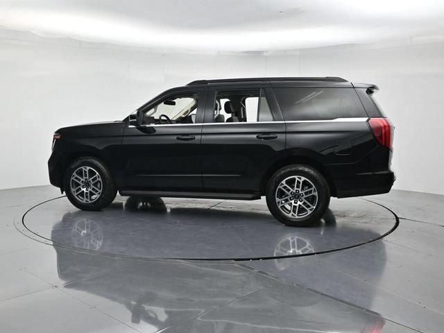 Certified 2025 Ford Expedition Active AWD/4WD image 8