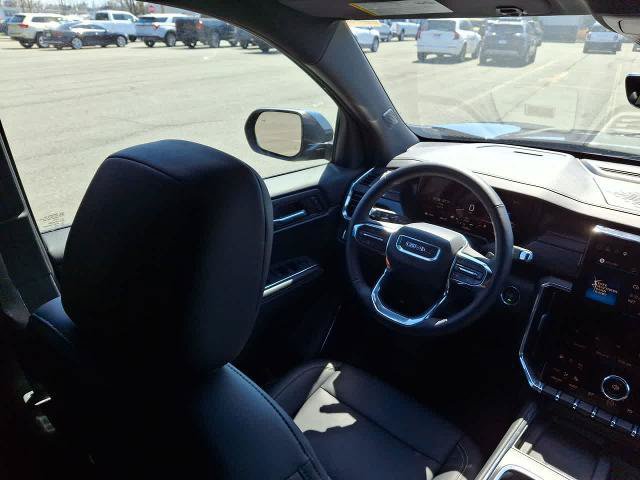 Used 2026 GMC Acadia Elevation w/ Elevation Premium Package AWD/4WD image 15