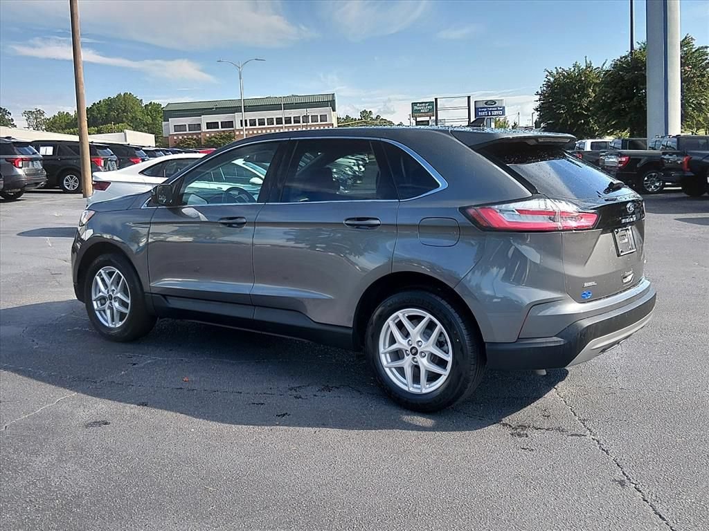 Certified 2023 Ford Edge SEL AWD/4WD image 6