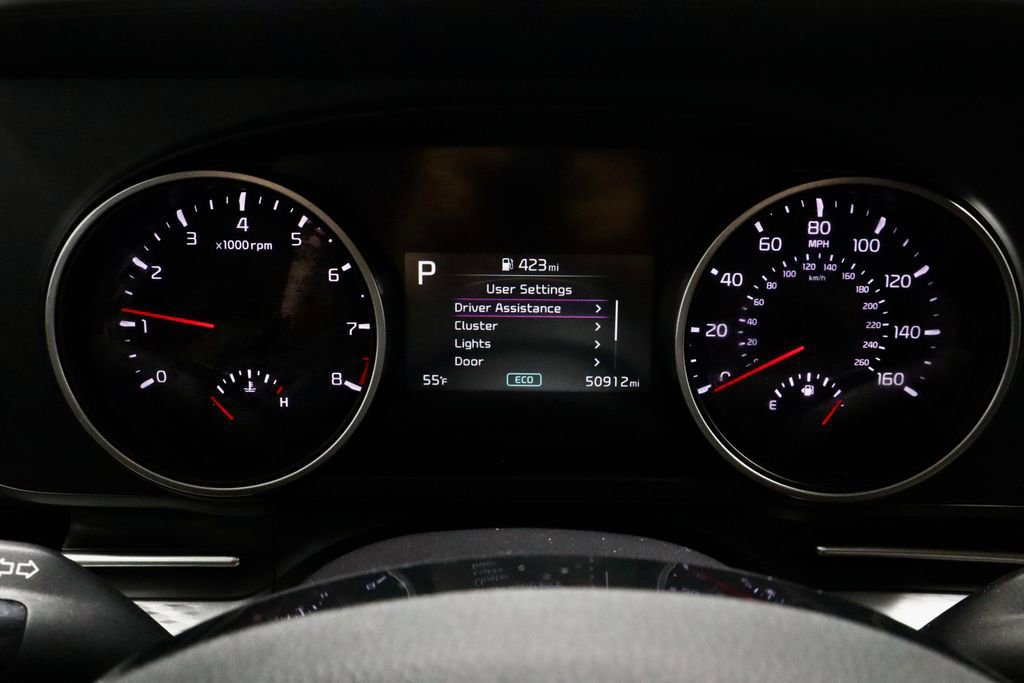 Used 2024 Kia Carnival LX image 29