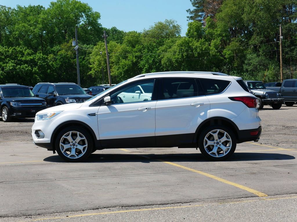 Certified 2019 Ford Escape Titanium AWD/4WD image 5