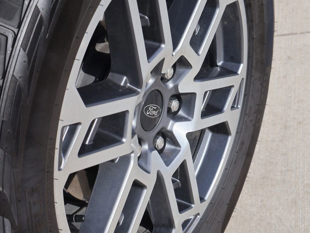 Certified 2025 Ford Expedition Active image 43