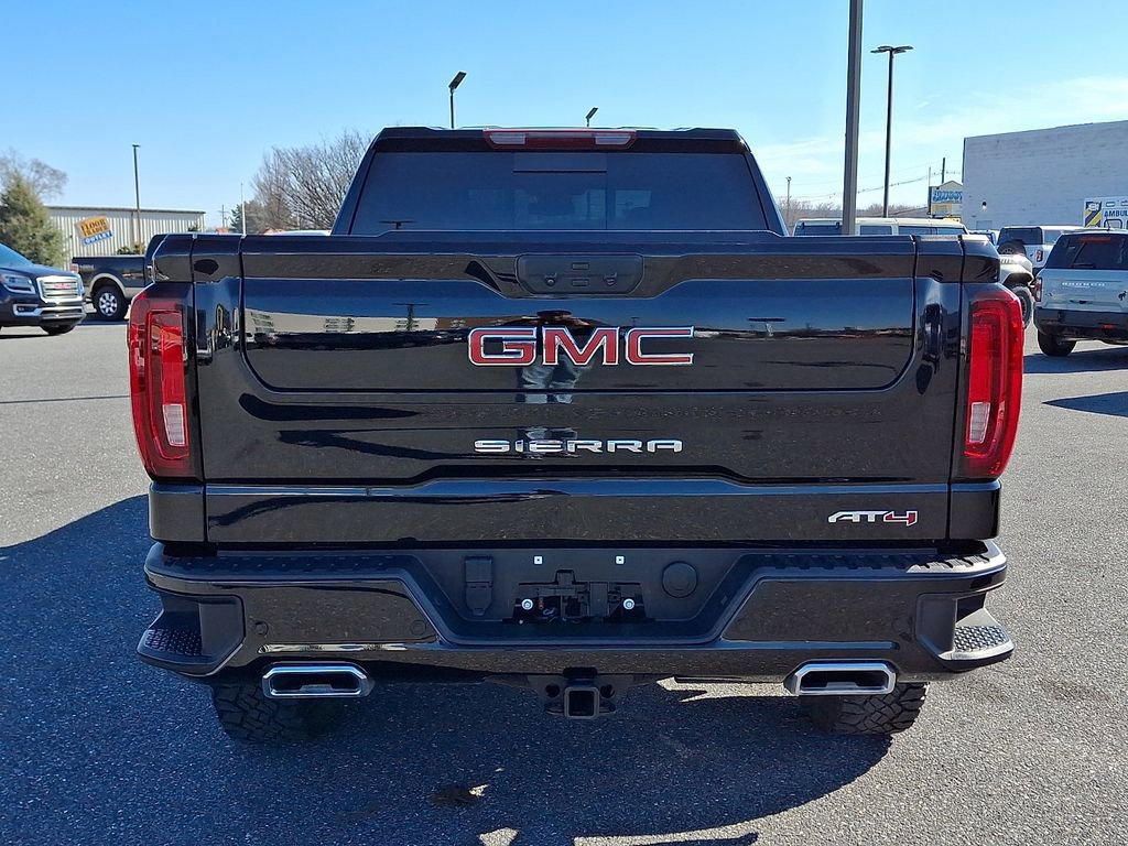 Used 2023 GMC Sierra 1500 AT4 w/ AT4 Premium Package image 3