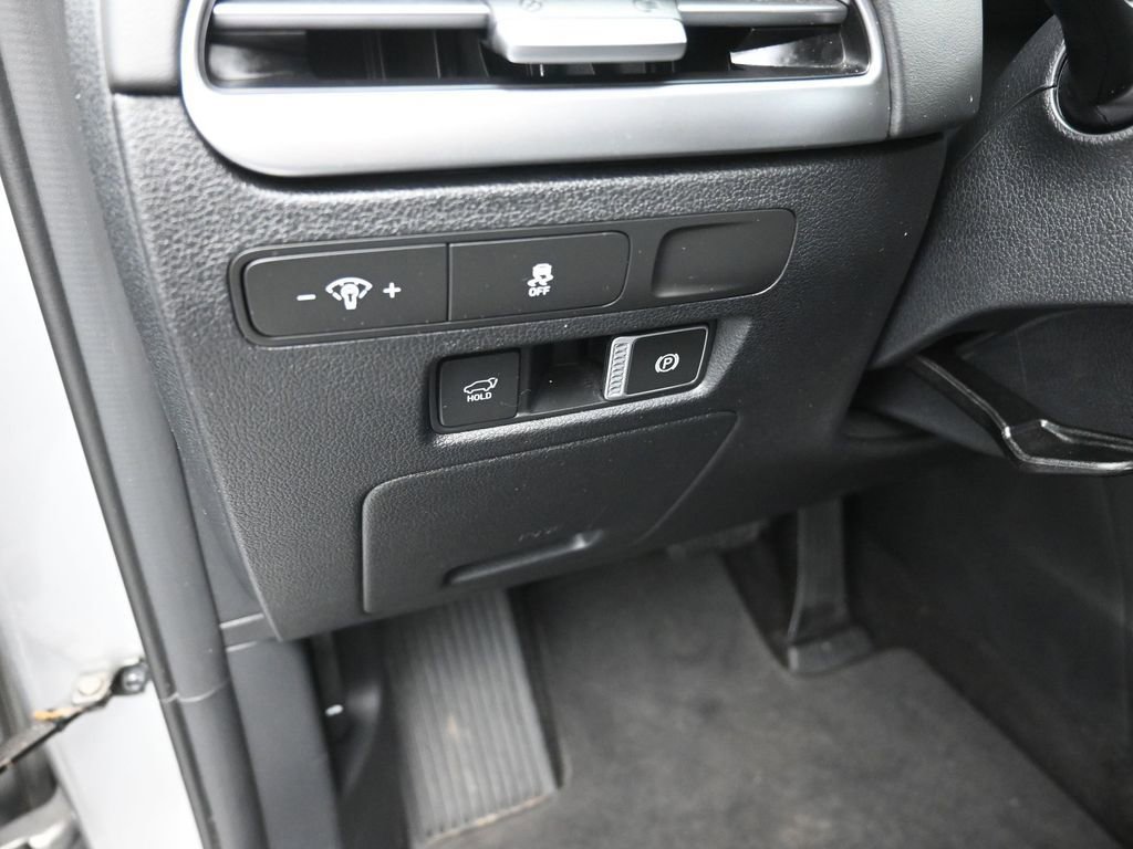 Used 2023 Hyundai Palisade Limited FWD image 13