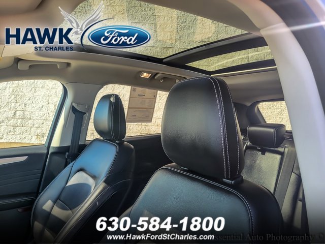 Certified 2022 Ford Escape SEL w/ Technology Package image 9