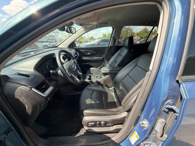 Used 2024 GMC Terrain SLT AWD/4WD image 17