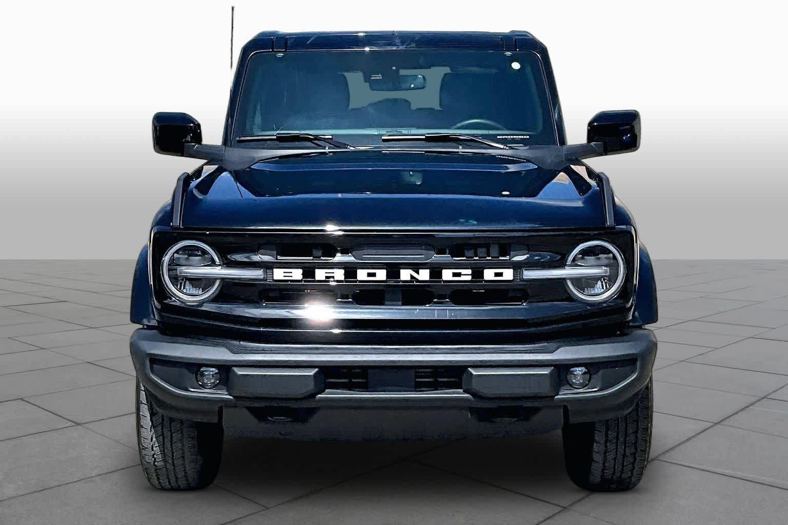 Certified 2025 Ford Bronco Outer Banks AWD/4WD image 4
