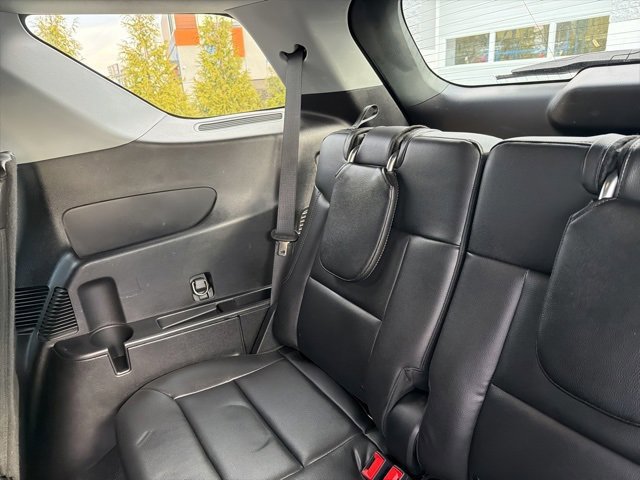 Certified 2020 Ford Explorer XLT w/ Equipment Group 202A image 29