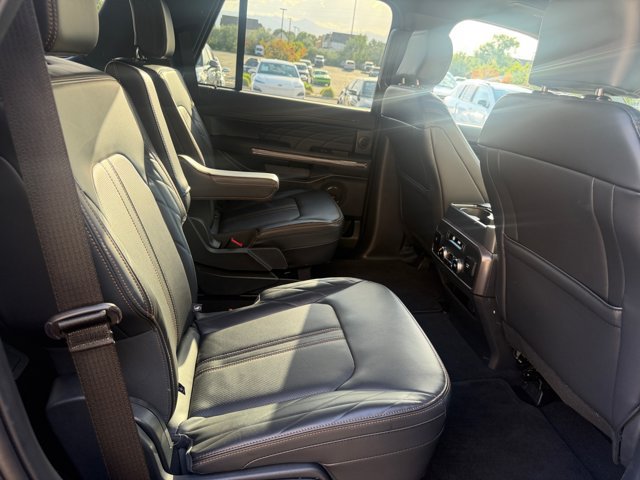 Certified 2024 Ford Expedition Platinum AWD/4WD image 18