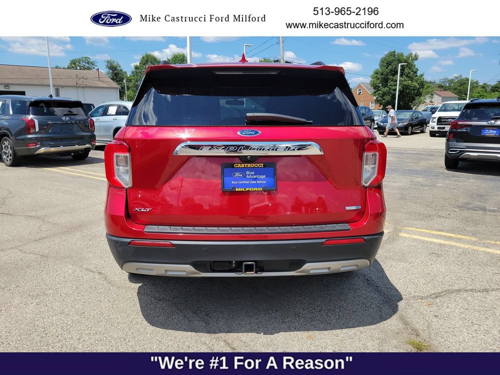 Certified 2020 Ford Explorer XLT w/ Equipment Group 202A AWD/4WD image 4