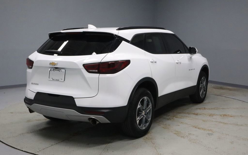 Used 2024 Chevrolet Blazer LT w/ Convenience Package image 5