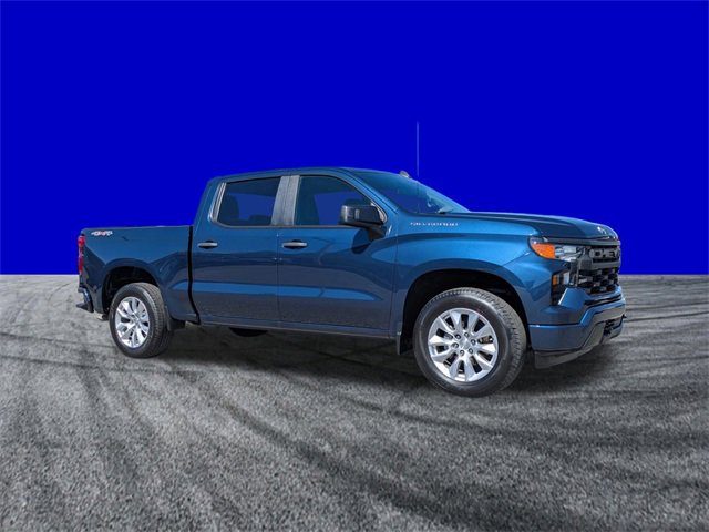 Used 2022 Chevrolet Silverado 1500 Custom image 2